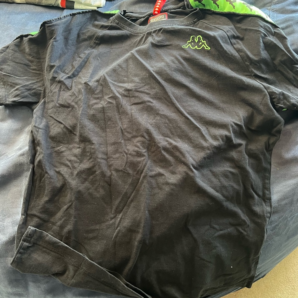 Kappas men’s green and black shirt